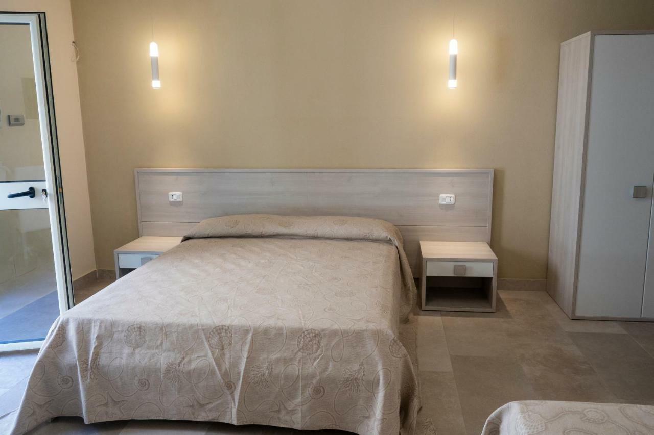 B&B Villa Lisa คอริเลียโน กาลาโบร ภายนอก รูปภาพ
